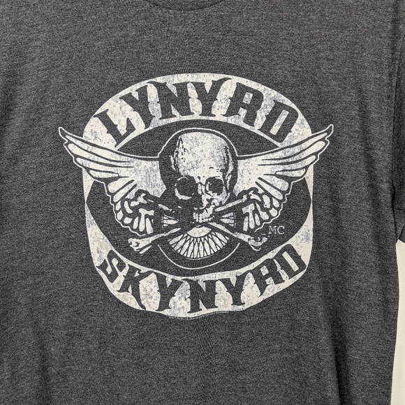 Lynyrd Skynyrd Biker Patch Gray Band T-Shirt - Picture 2 of 5